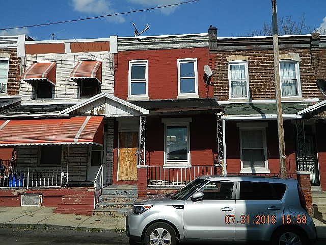 1st image of 647 N Yewdall St