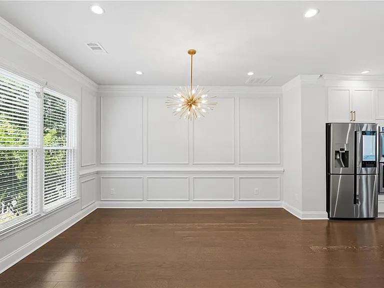 100 Cabots Cove Ct — Photo 6