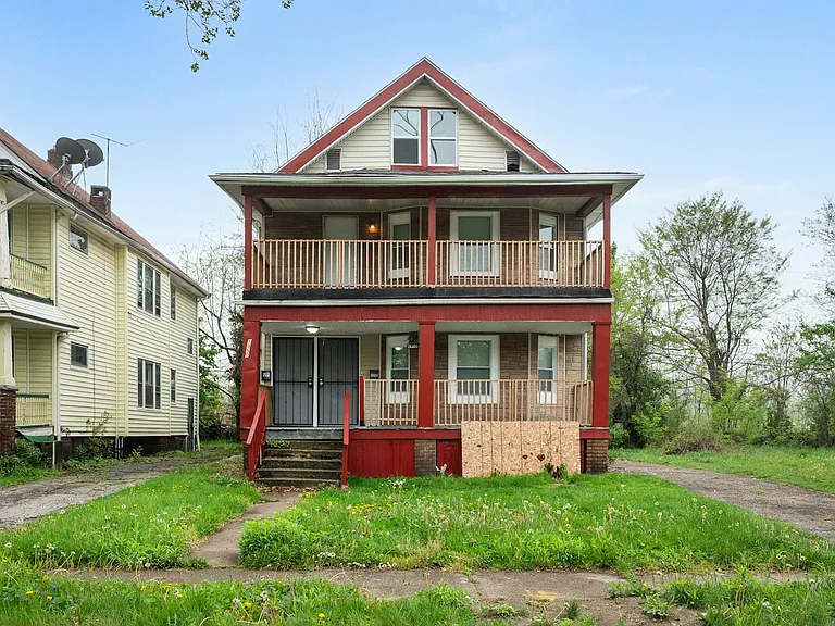 13500 3rd Ave #A — Photo 2