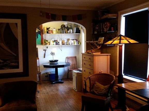 4th image of 2131 N Dayton St #2