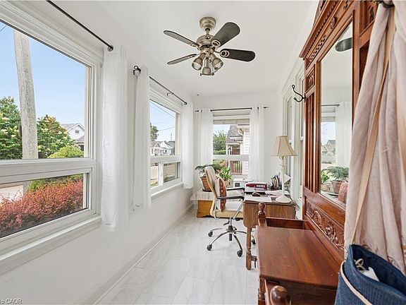 4th image of 81 Vale Ave