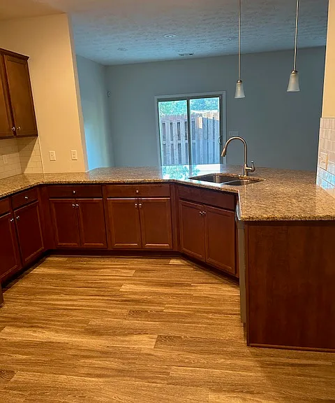 6006 Townes Way — Photo 8