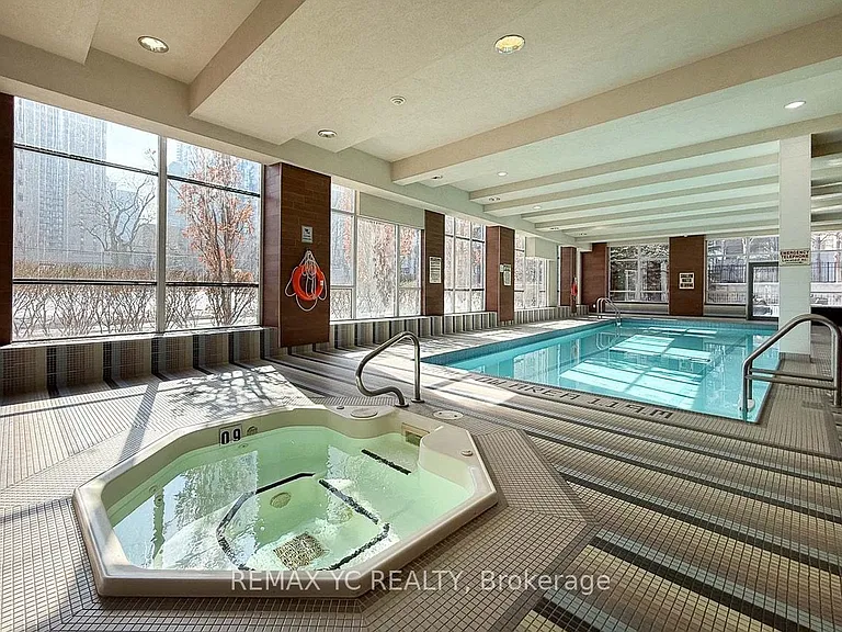 35 Hollywood Ave #216 — Photo 17