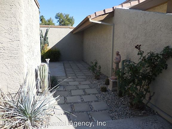 2nd image of 2455 Via Sonoma APT F