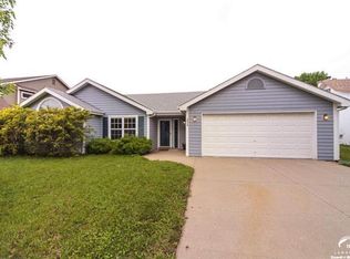 2929 Whitmore Dr, Lawrence, KS 66046