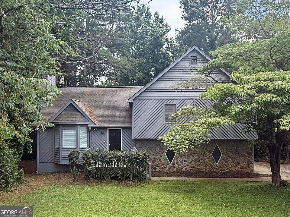 1st image of 105 Arbour Run