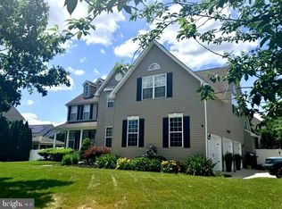 804 Monet Ct, Williamstown, NJ 08094