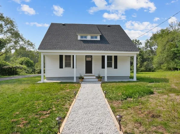 780 Williams St, Dighton, MA 02715