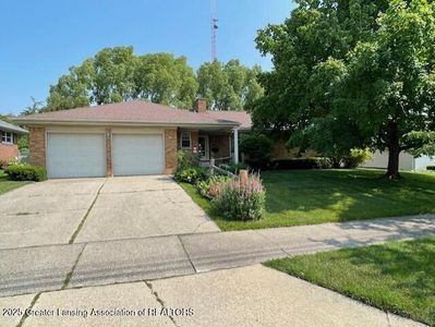 2801 Fernwood Ave, Lansing, MI, 48912