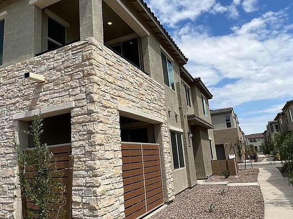 3rd image of 746 E Doral Ave #101