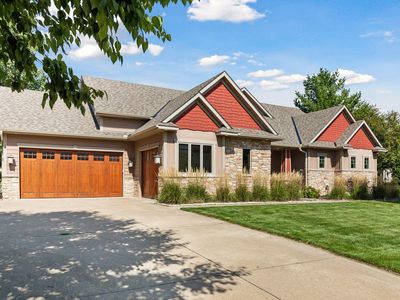 8310 Marsh Creek Rd, Woodbury, MN, 55125