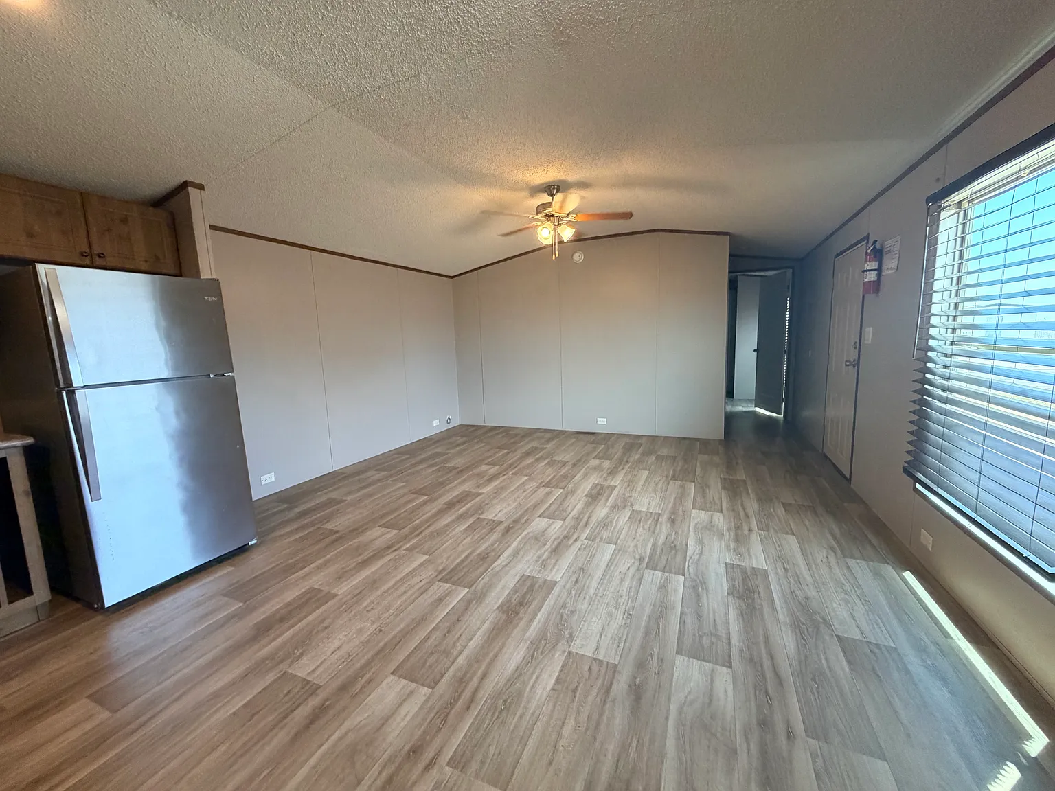 2 bed, 896 sqft, $900 — Photo 4