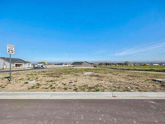 4th image of Blantons Loop