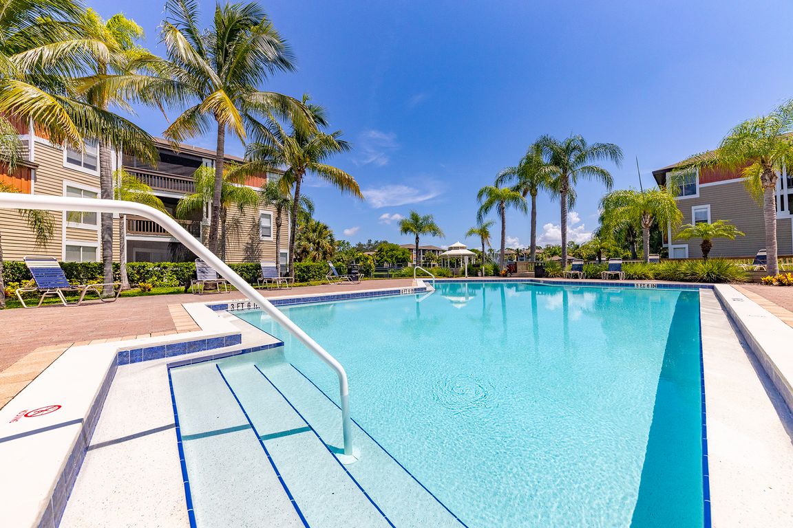 Live the Florida lifestyle of fun and sun at Palm Cove!