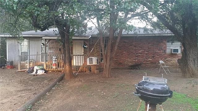 2nd image of 1808 County Road 805