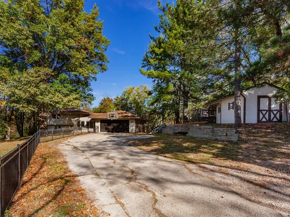 33551 335th St, Waukee, IA 50263