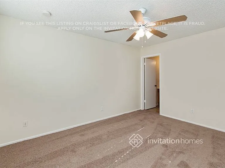 215 N Kachina — Photo 10