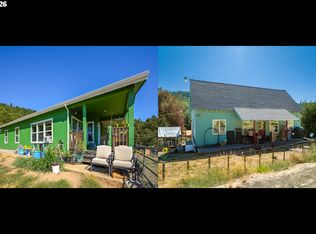 1745 Rifle Range Rd, Roseburg, OR