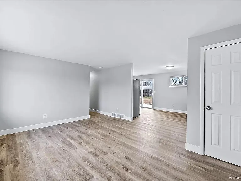 9153 Perry St #9153 — Photo 3