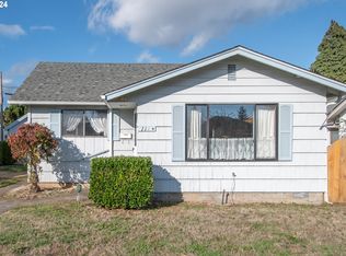 114 NW 40th St, Vancouver, WA 98660