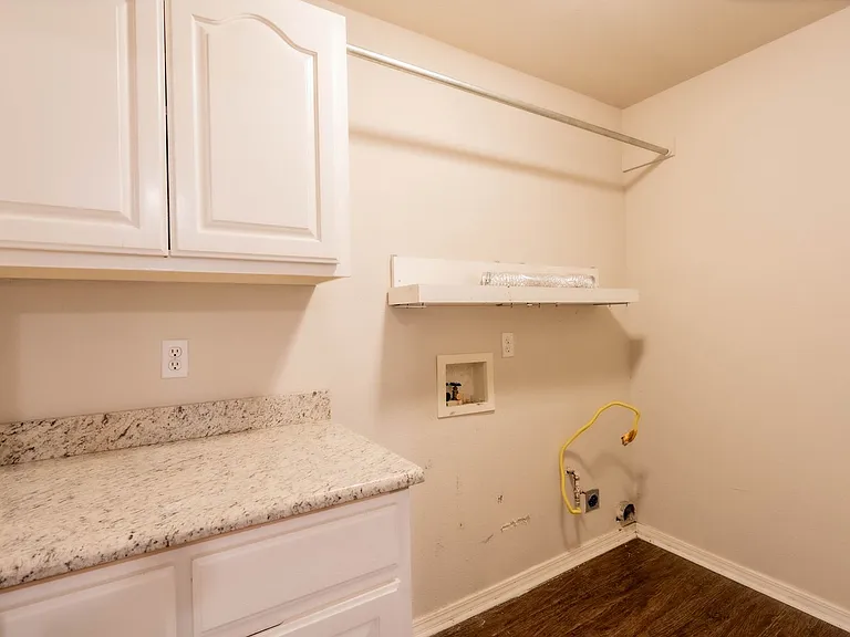 8514 S 112th East Ave — Photo 18