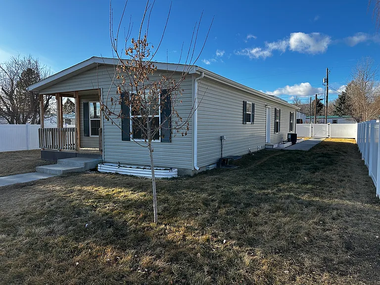 507 N Cedar St — Photo 4