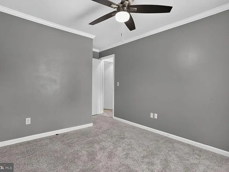 10714 Gideon Ct — Photo 10