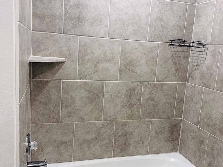 1103 Cattle Chute Ct — Photo 24