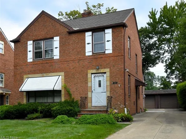 3905 Faversham Rd, University Heights, OH 44118