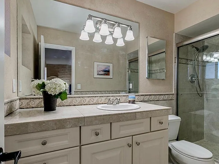 1502 W Aster Dr — Photo 14