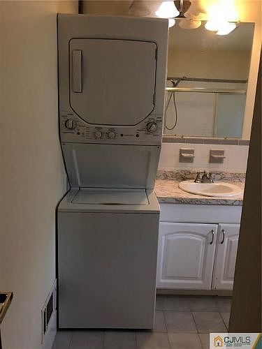 2nd image of 5510 Avenue C