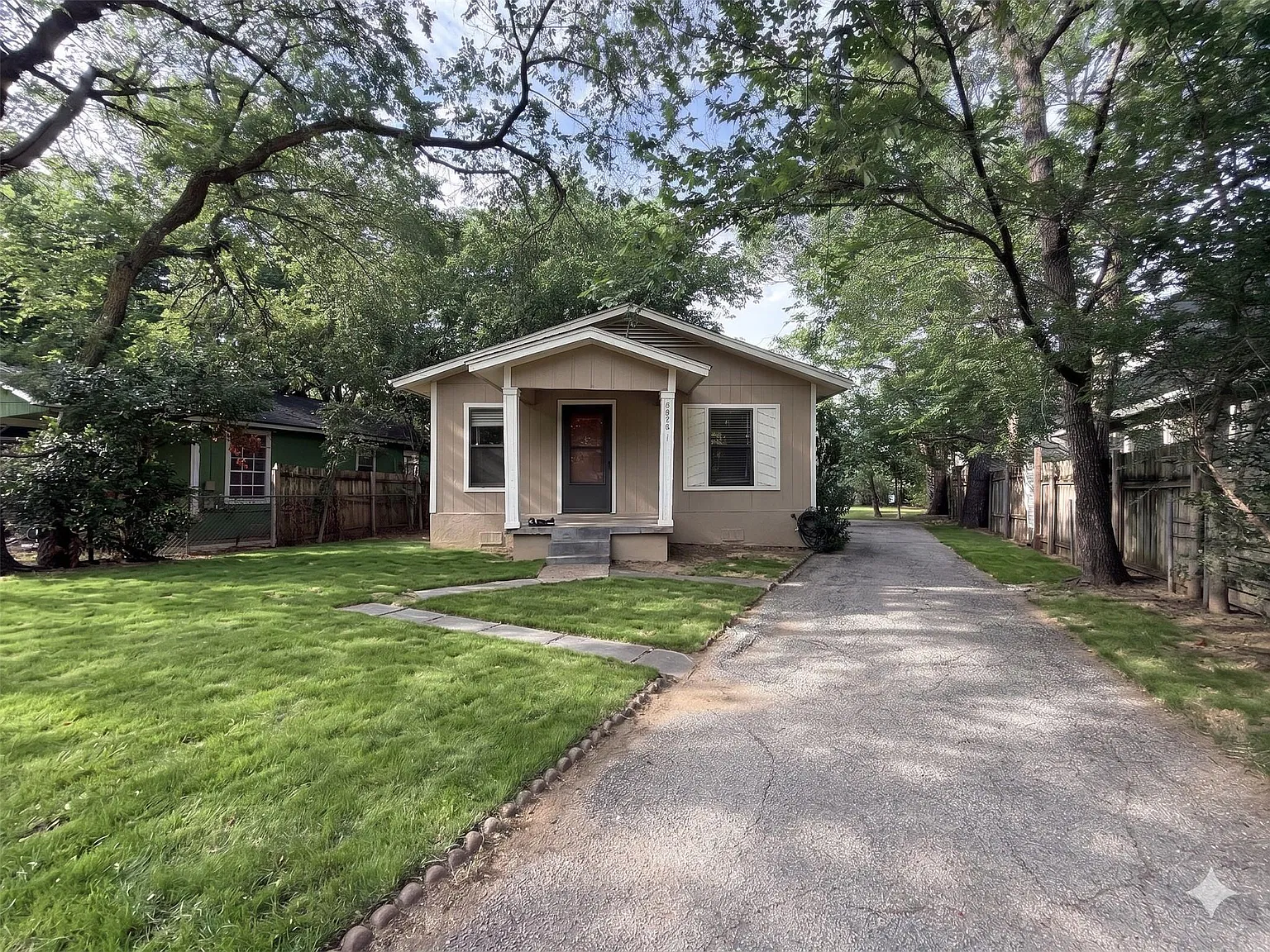 3 bed, 2.5 bath, 1344 sqft, $2,800 — Photo 1
