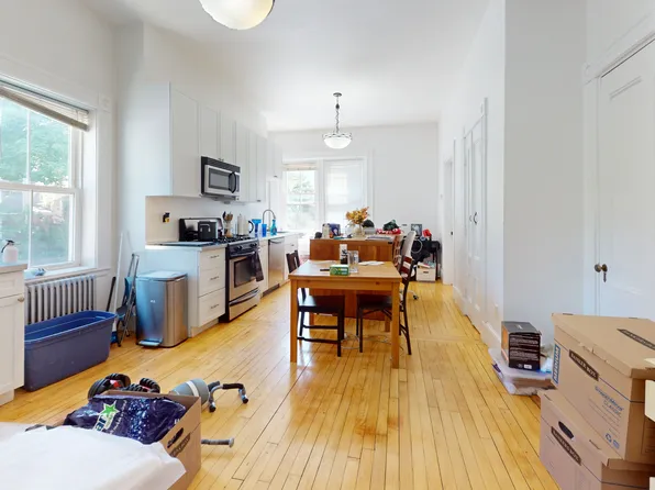 41 Laurel St, Somerville, MA