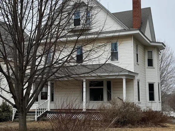 29 Church Street, Presque Isle, ME 04769