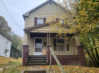 872 E Crosier St, Akron, OH 44306