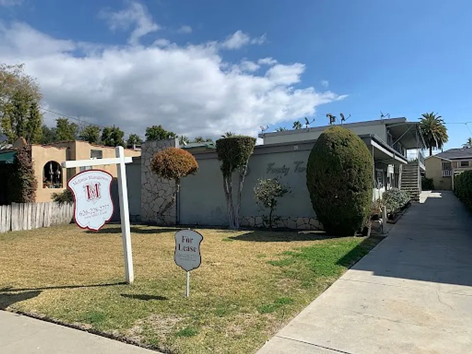 42 N Parkwood Ave