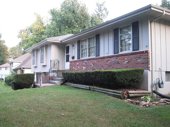Great Location with Quick Highway Access