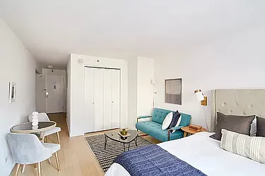 Rented by Manhattan Realty Group