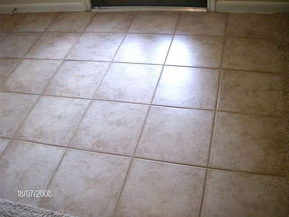 3rd image of 11414 Fountain Bend Dr