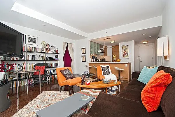 Sold by Park River | media 10