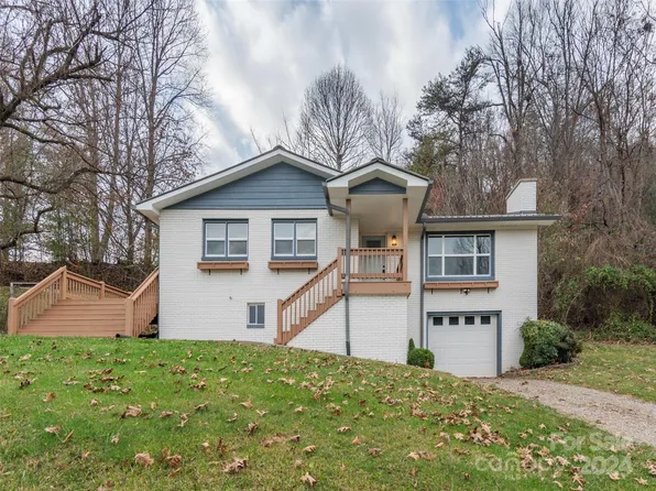 207 Lunar Trace Rd, Waynesville, NC 28786