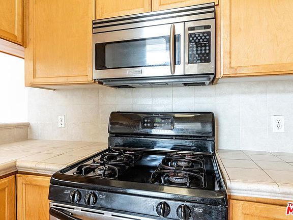 5th image of 3328 Oakhurst Ave APT 306