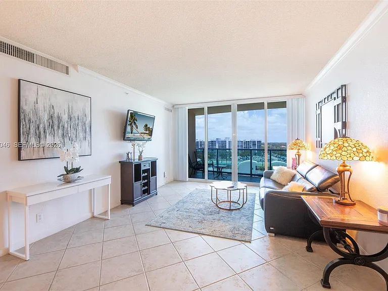 2501 S Ocean Dr #828 — Photo 3