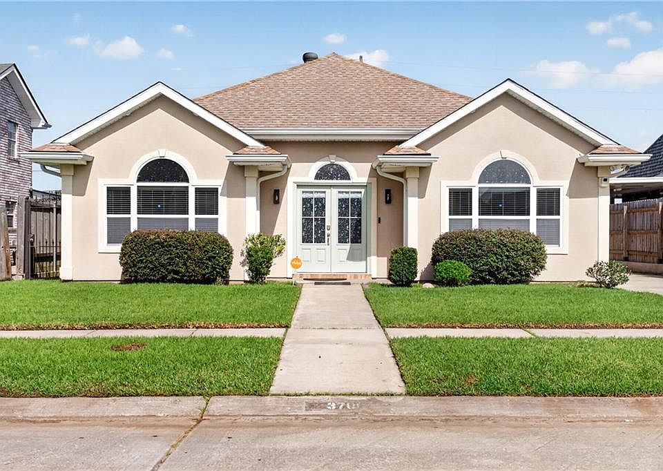 1st image of 3708 Karen Dr