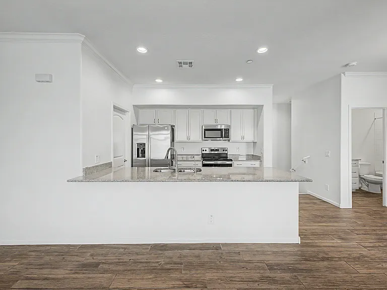 900 S Canal Dr #231 — Photo 6