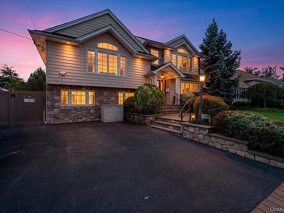 2nd image of 159 Murray Drive