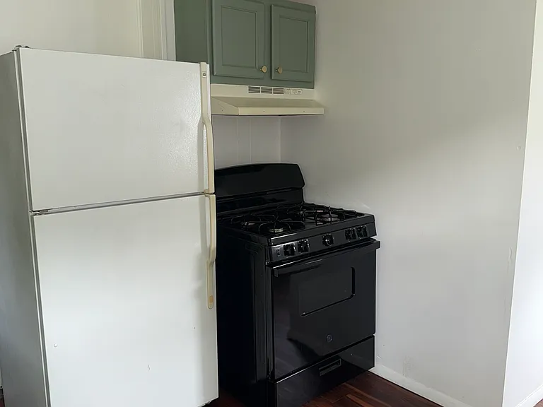 2107 N Lehman Rd — Photo 6