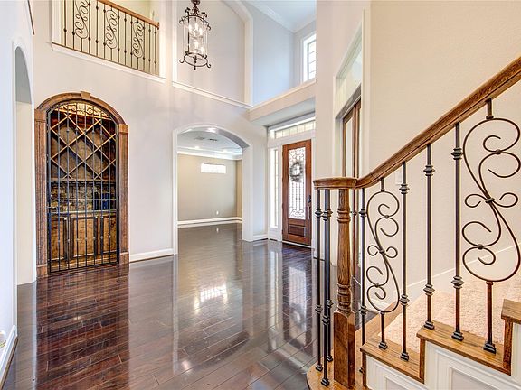 4th image of 4711 Derbywood Glen Ln