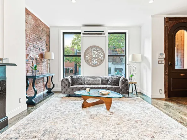 308 Clifton Place image 4 of 32