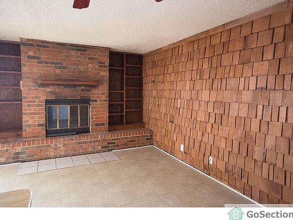 2nd image of 4613 SW H Ave